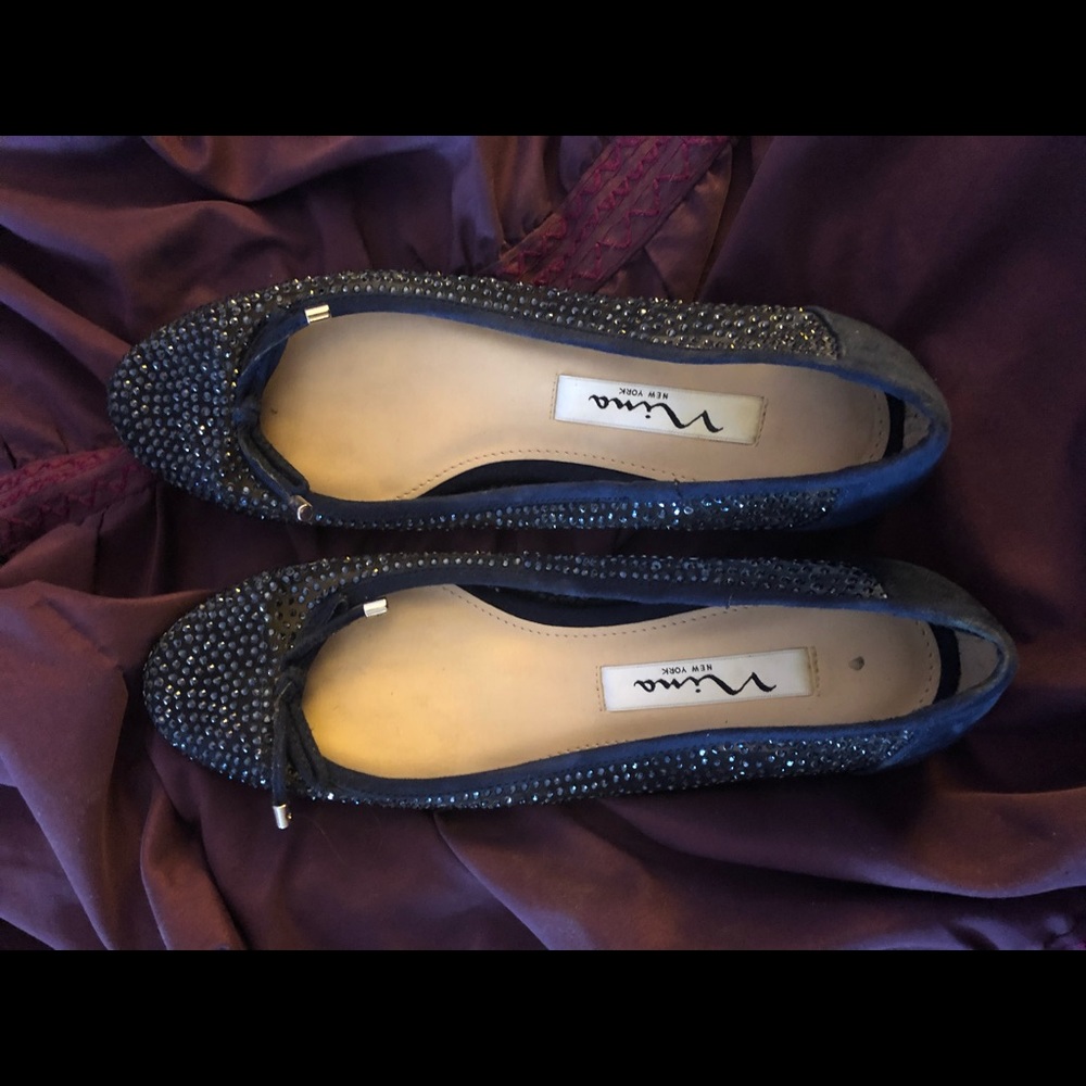 Nina sparkly blue shoes never worn